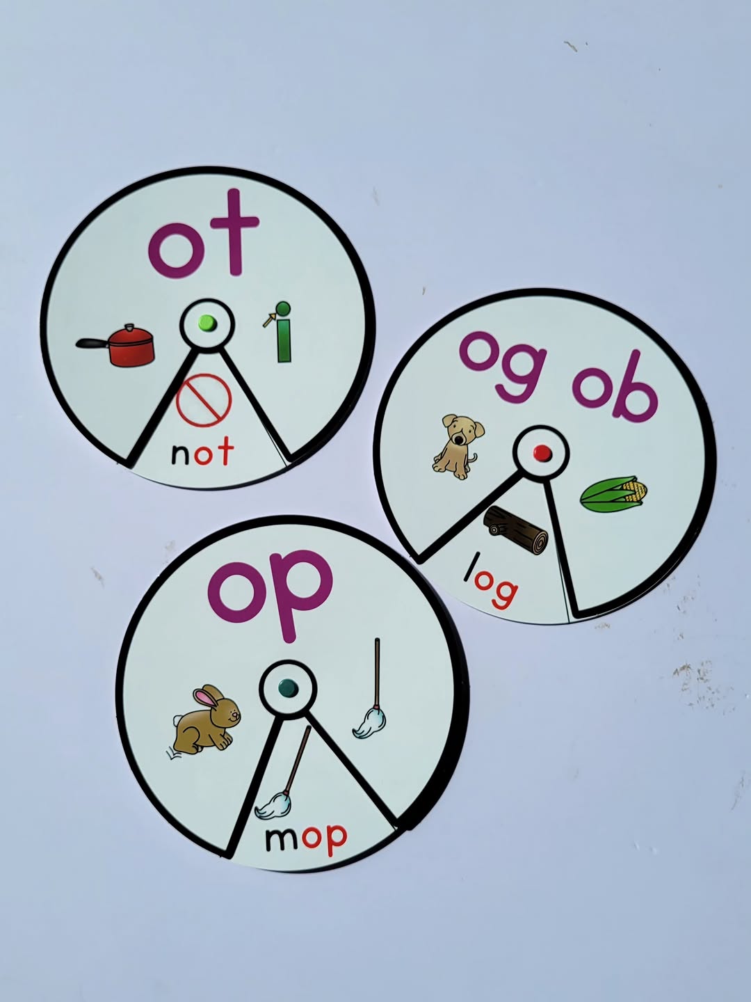 CVC Word Family Phonics Wheels Learning Set for Kids