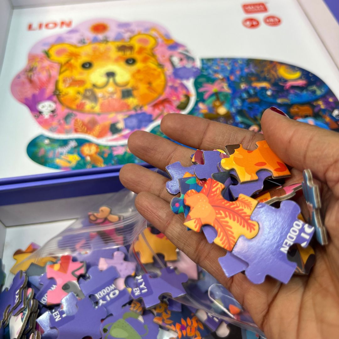 Lion Shaped Jigsaw Puzzle - 483 Pieces