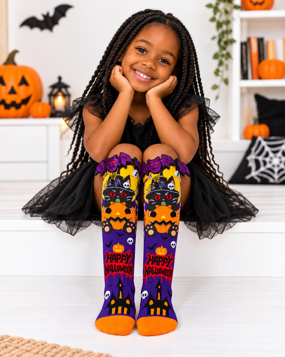 Cheerful Halloween Knee-High Socks  – Cute Bat Design