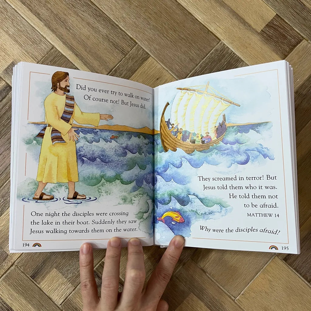 A Child'S First Bible (Hardcover)