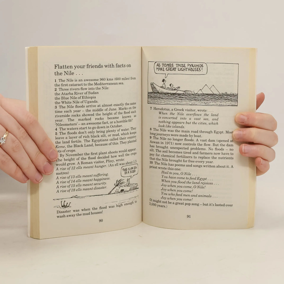Horrible Histories illustrated nonfiction books for ages 8 to 12