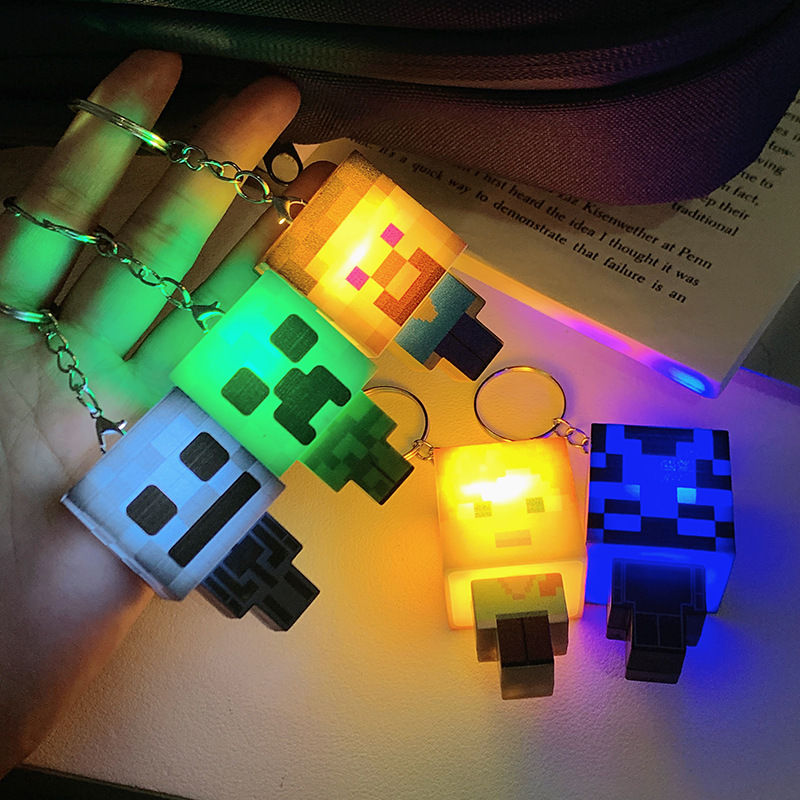 Minecraft Glow Keychain – Light-Up Pixel Character (Assorted Designs)