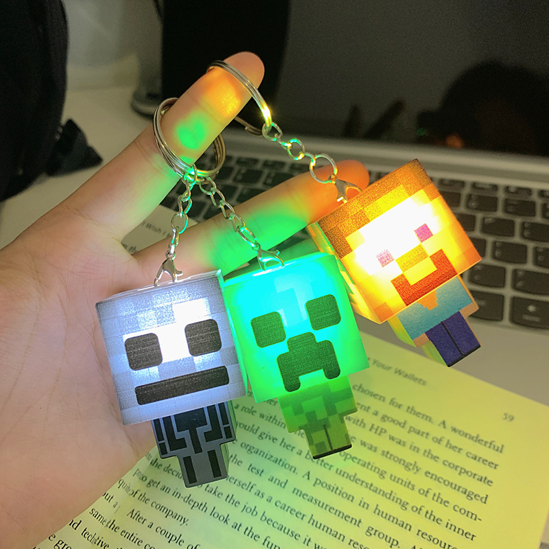 Minecraft Glow Keychain – Light-Up Pixel Character (Assorted Designs)