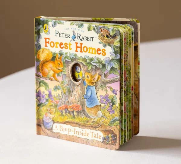Peter Rabbit: Forest Homes A Peep-Inside Tale (Board book)